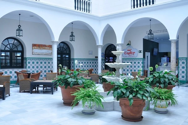 Senator Cádiz Hotel