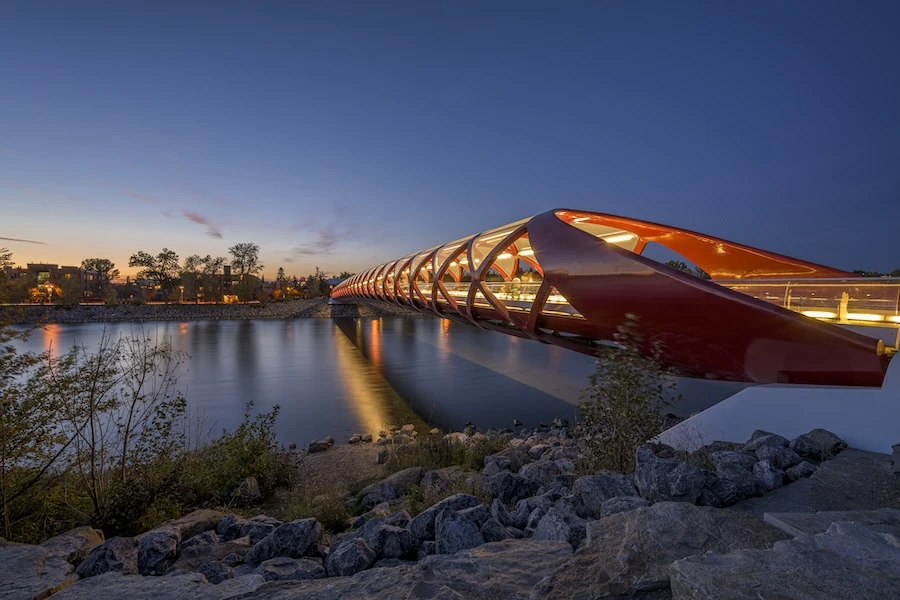 Calgary, AB